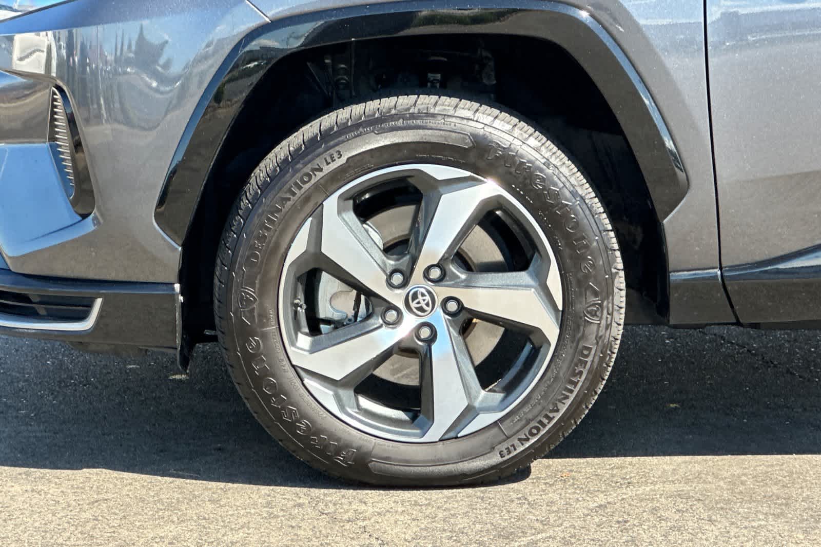 Thumbnail: 2023 Toyota RAV4 - 31