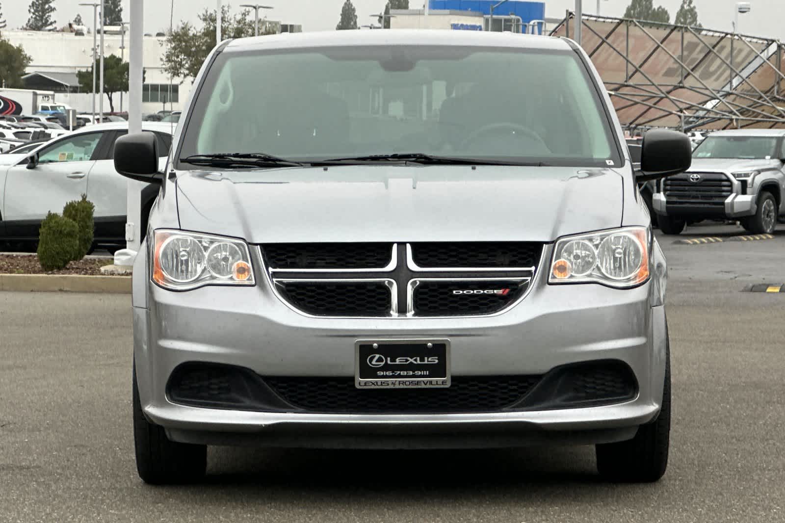 Thumbnail: 2019 Dodge Grand Caravan - 10