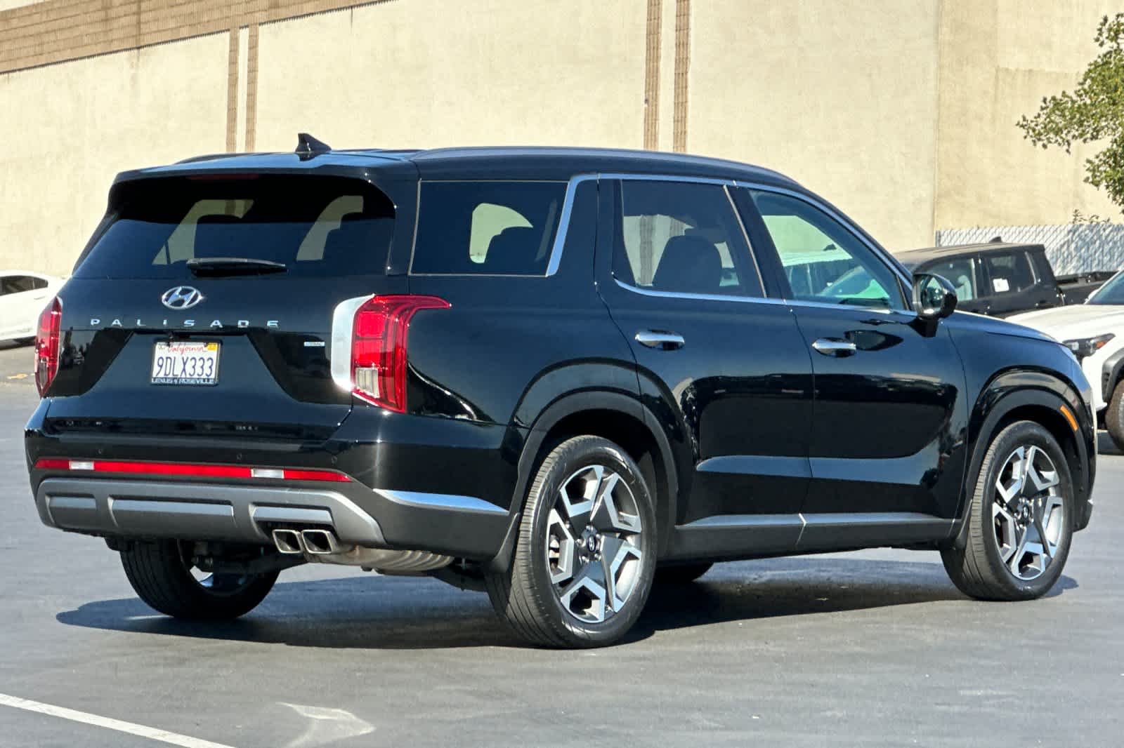 Thumbnail: 2023 Hyundai Palisade - 2