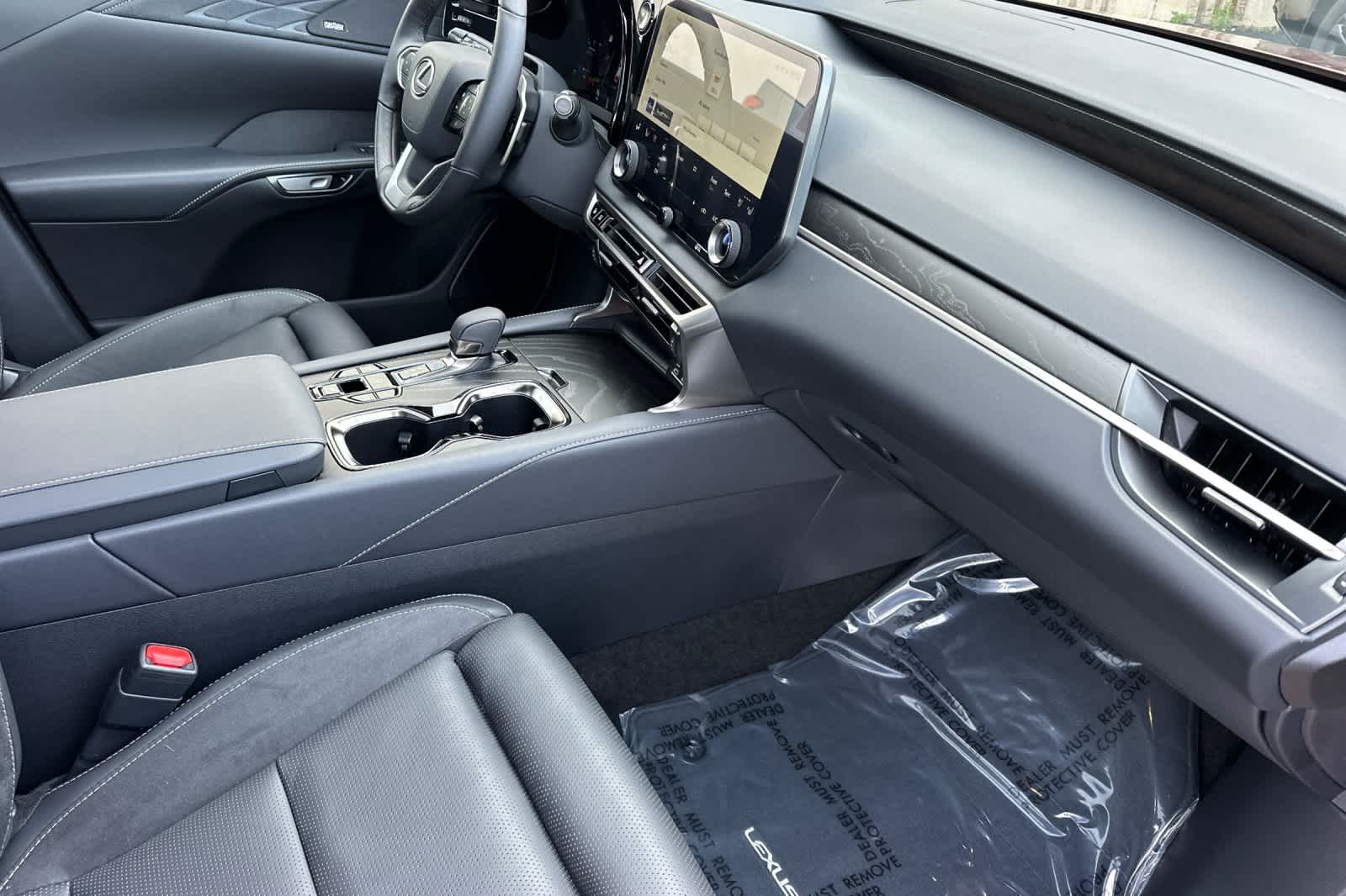 Thumbnail: 2026 Lexus RX - 17