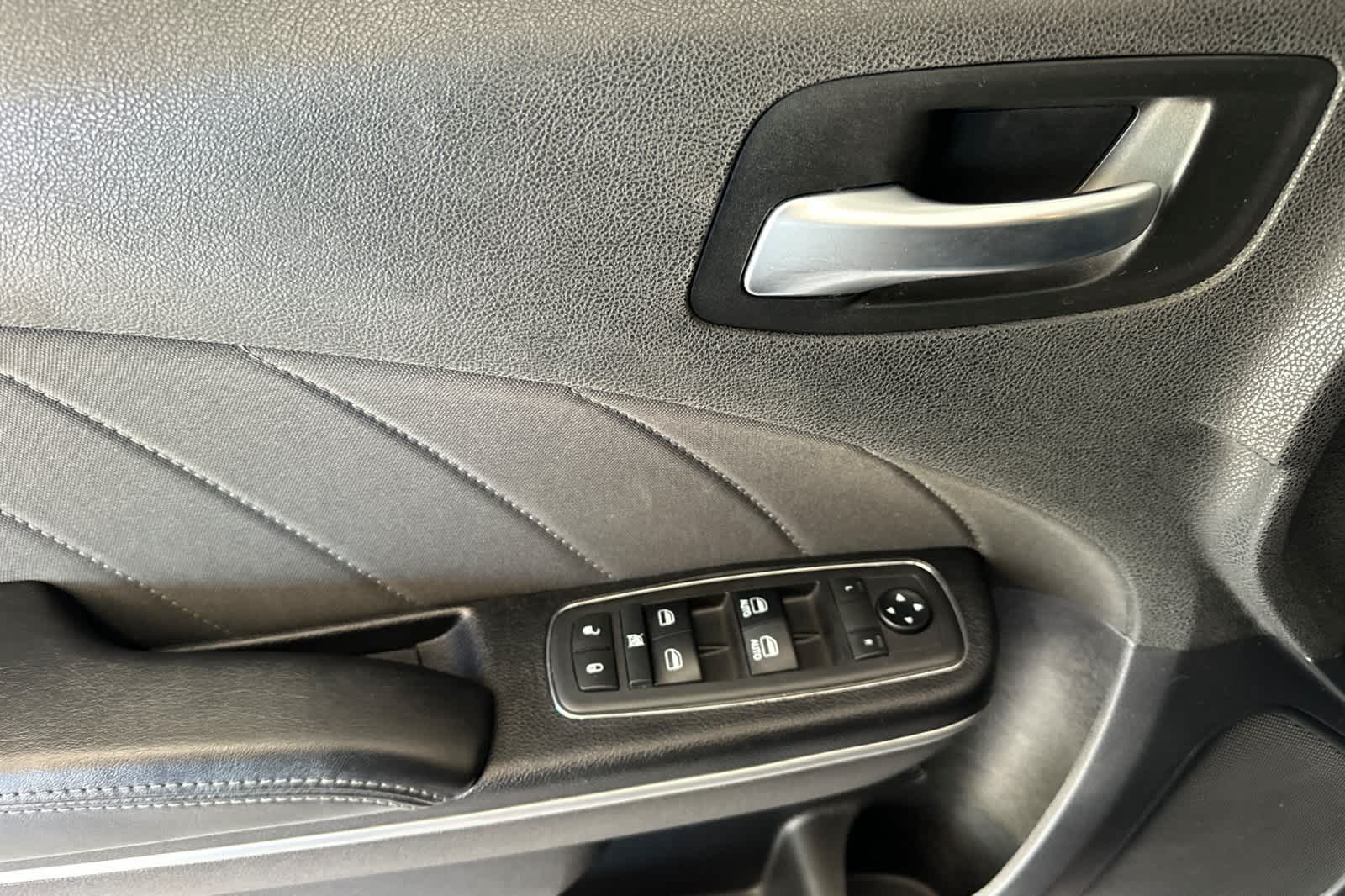 Thumbnail: 2019 Dodge Charger - 12
