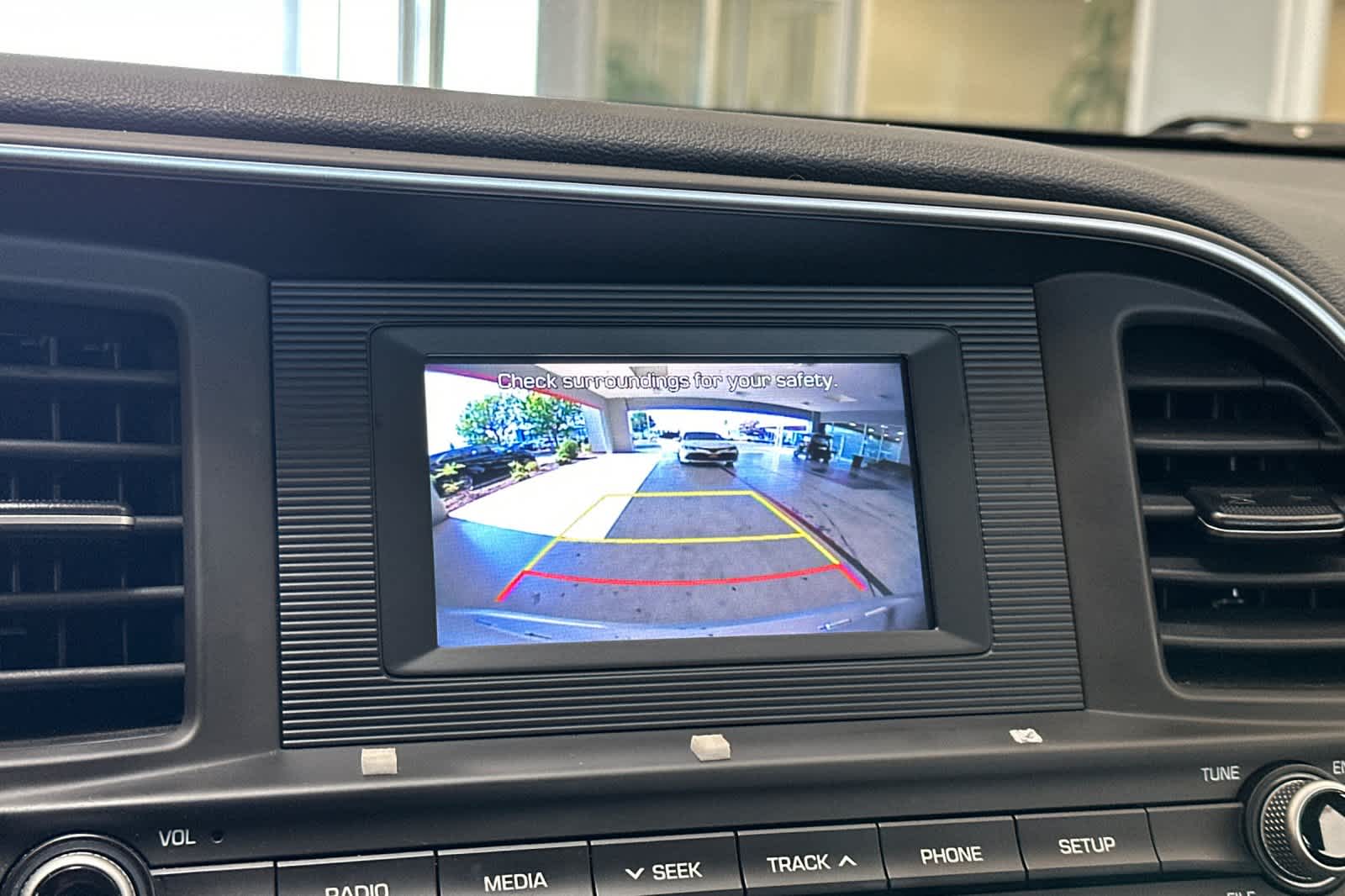 Thumbnail: 2020 Hyundai Elantra - 19
