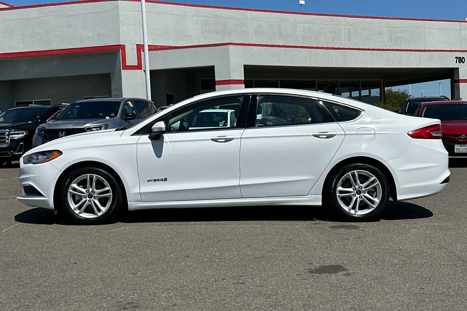 2018 Ford Fusion S 9