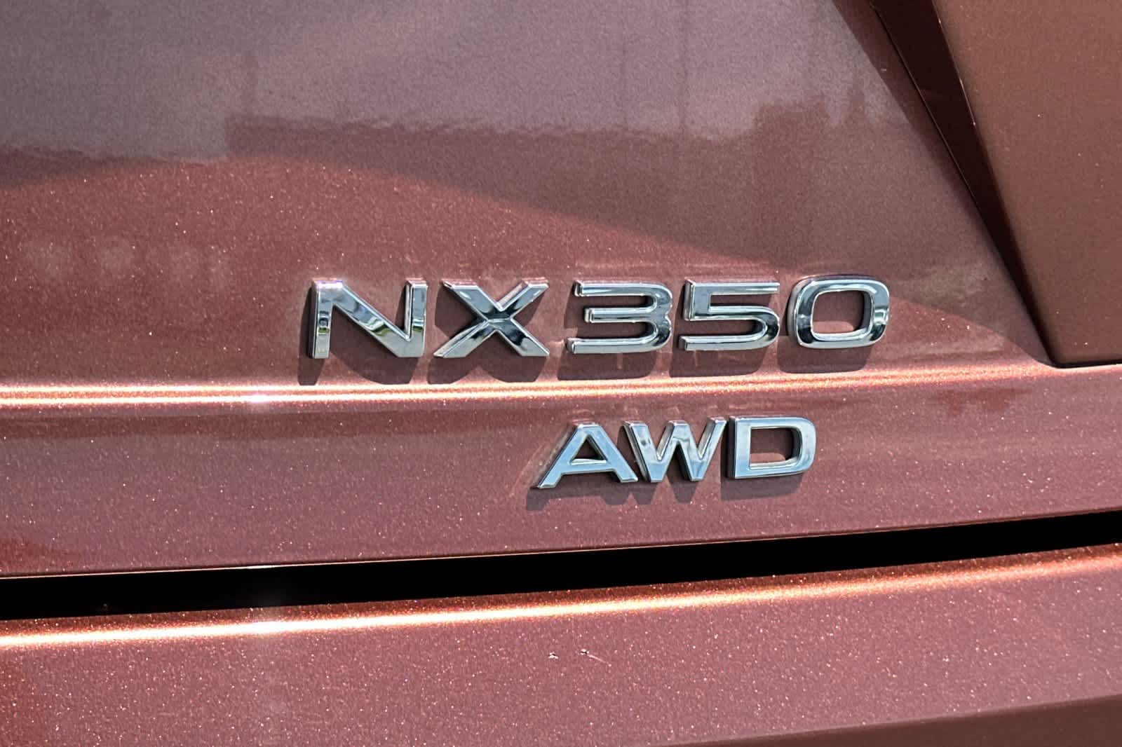 Thumbnail: 2025 Lexus ES - 31