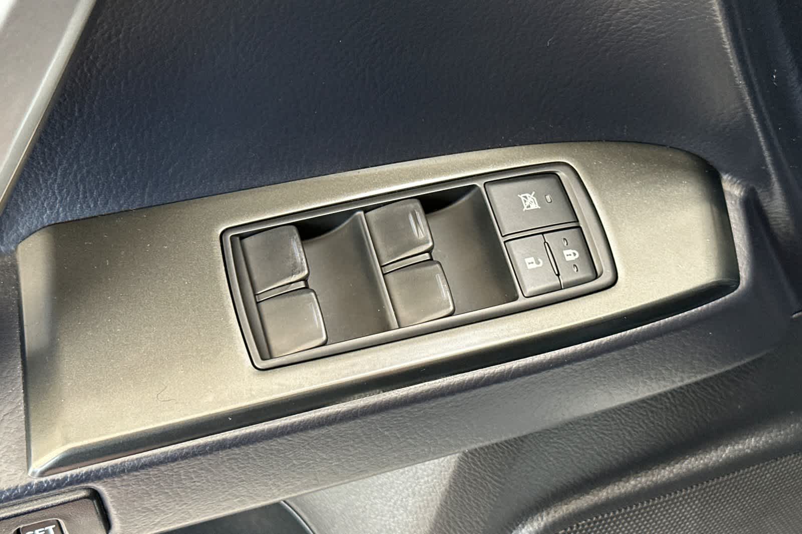 Thumbnail: 2023 Lexus GX - 13