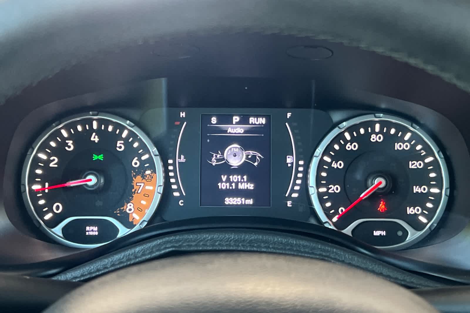 Thumbnail: 2018 Jeep Renegade - 26