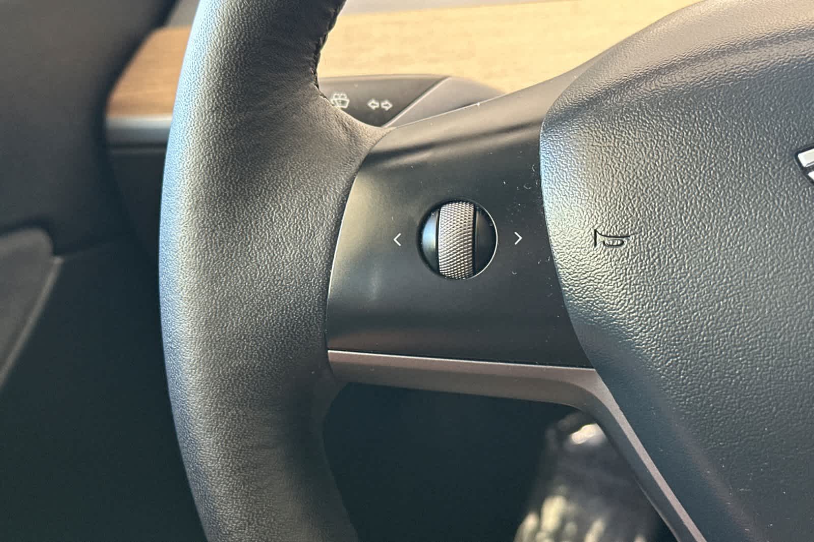 Thumbnail: 2022 Tesla Model Y - 26