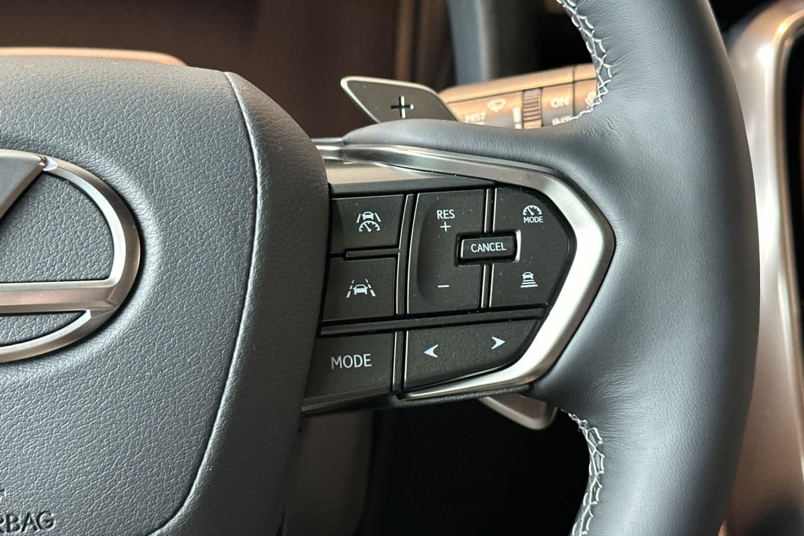 Thumbnail: 2025 Lexus LX - 26