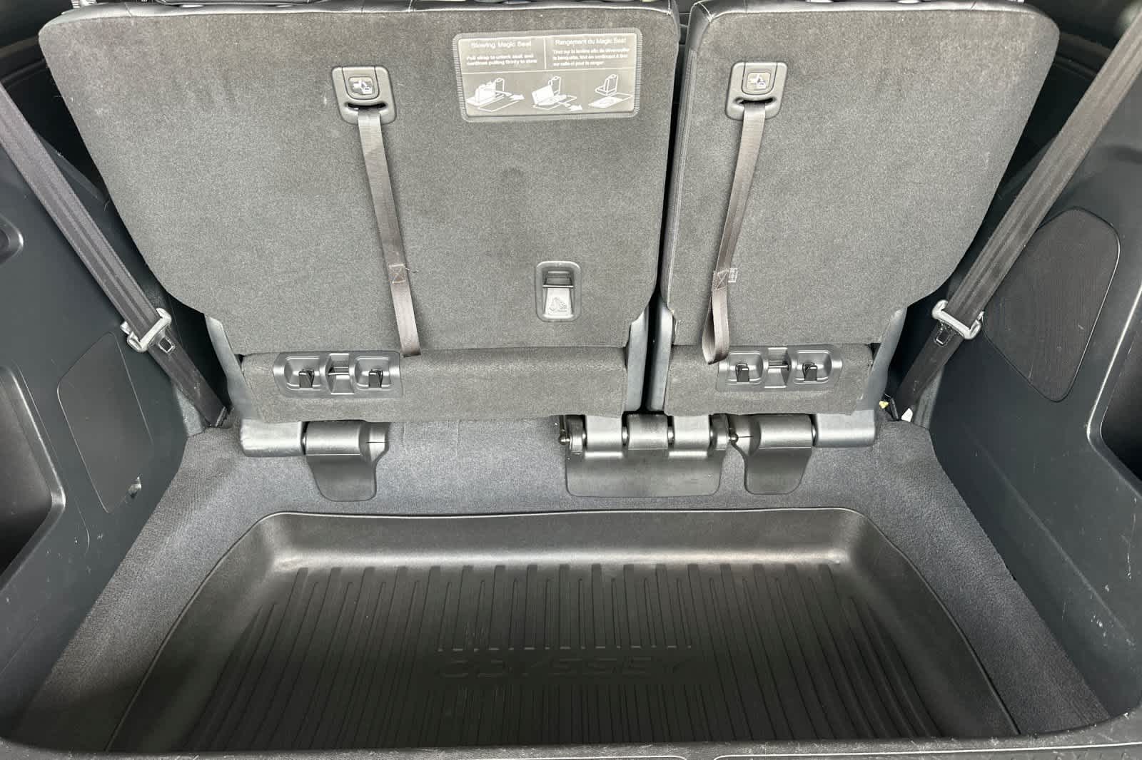 Thumbnail: 2022 Honda Odyssey - 17