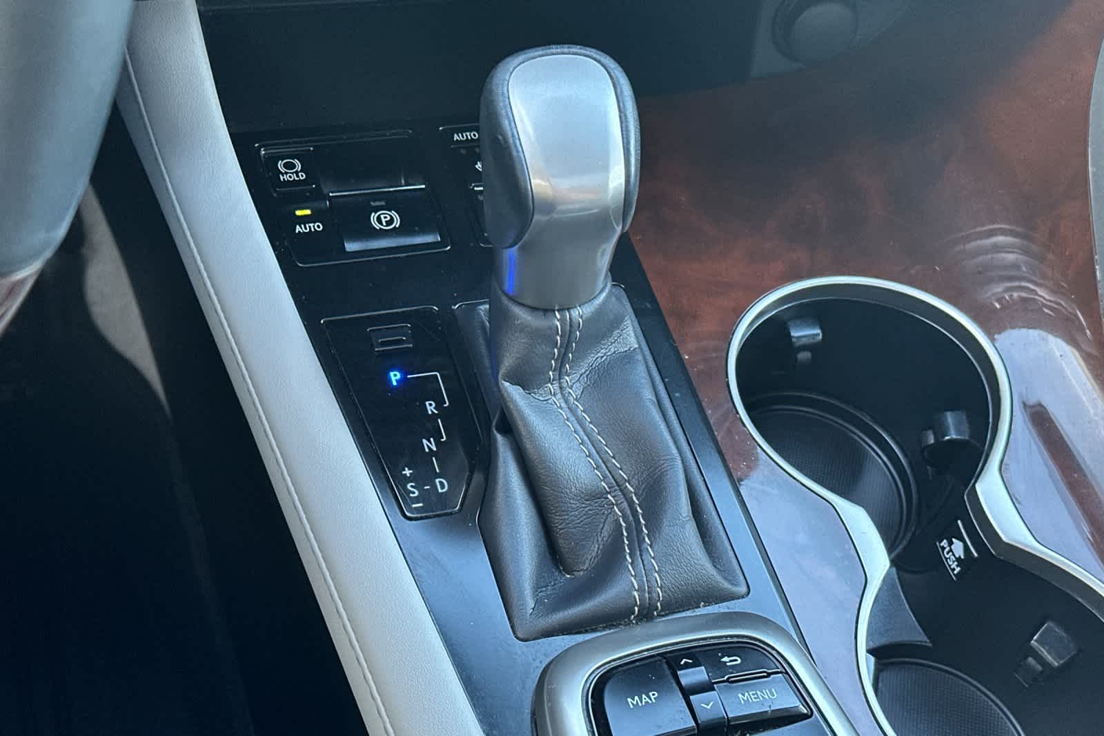 Thumbnail: 2017 Lexus RX - 23