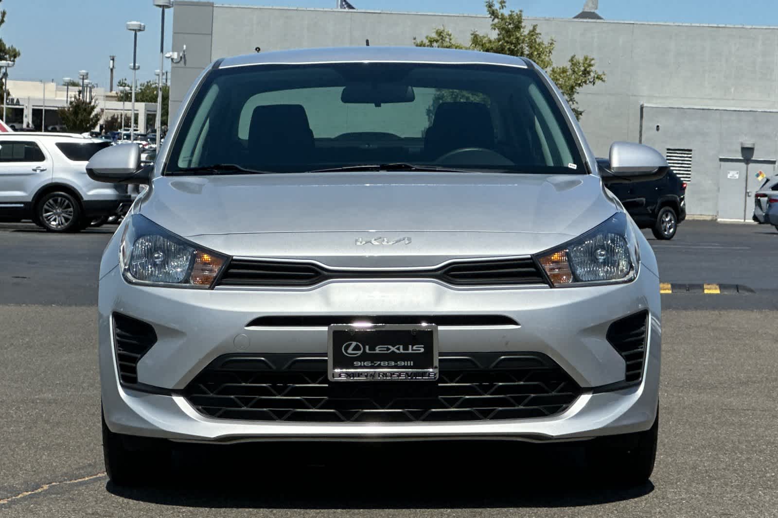 Thumbnail: 2022 Kia Rio - 10