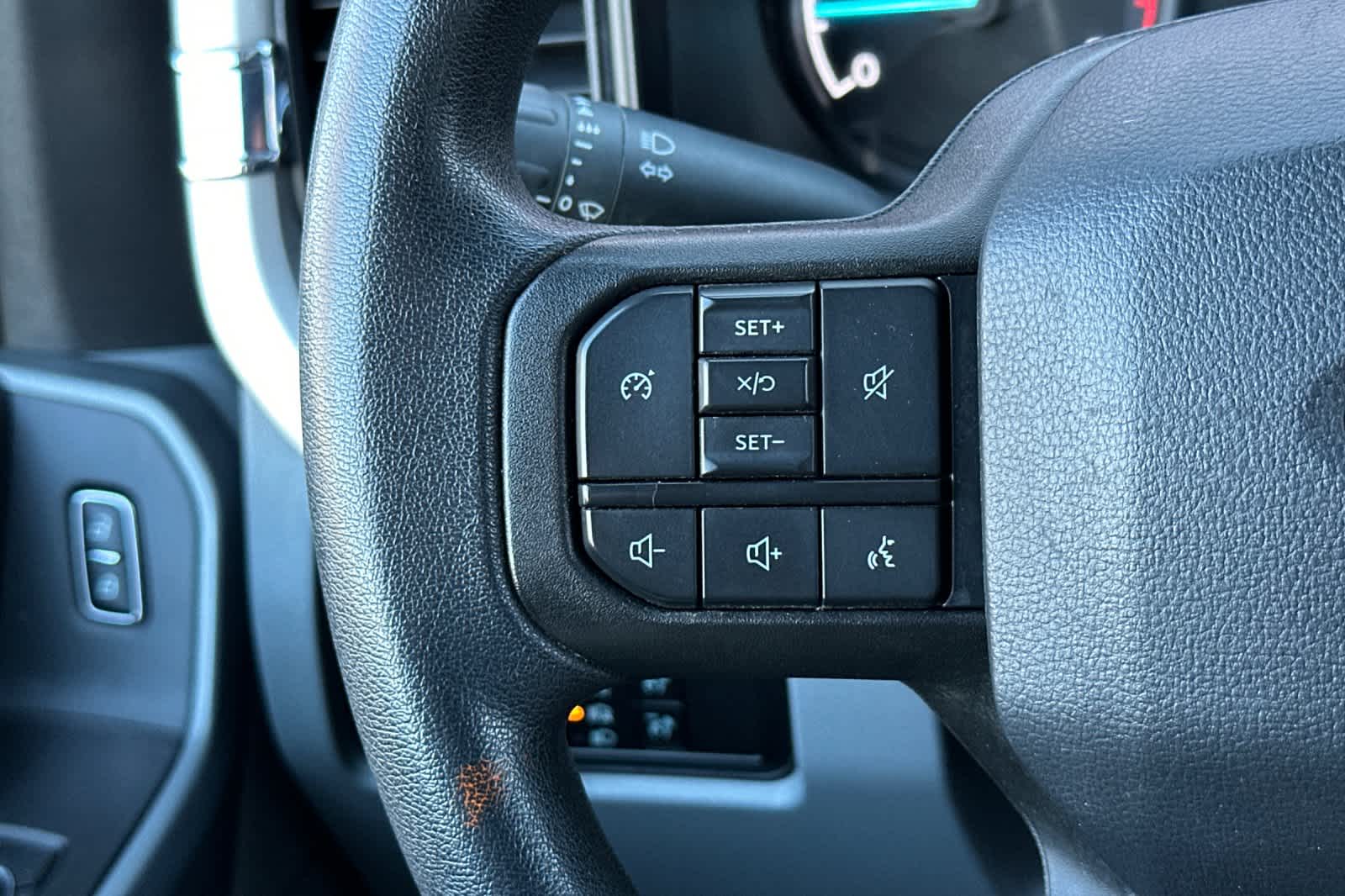 Thumbnail: 2024 Ford Econoline - 23