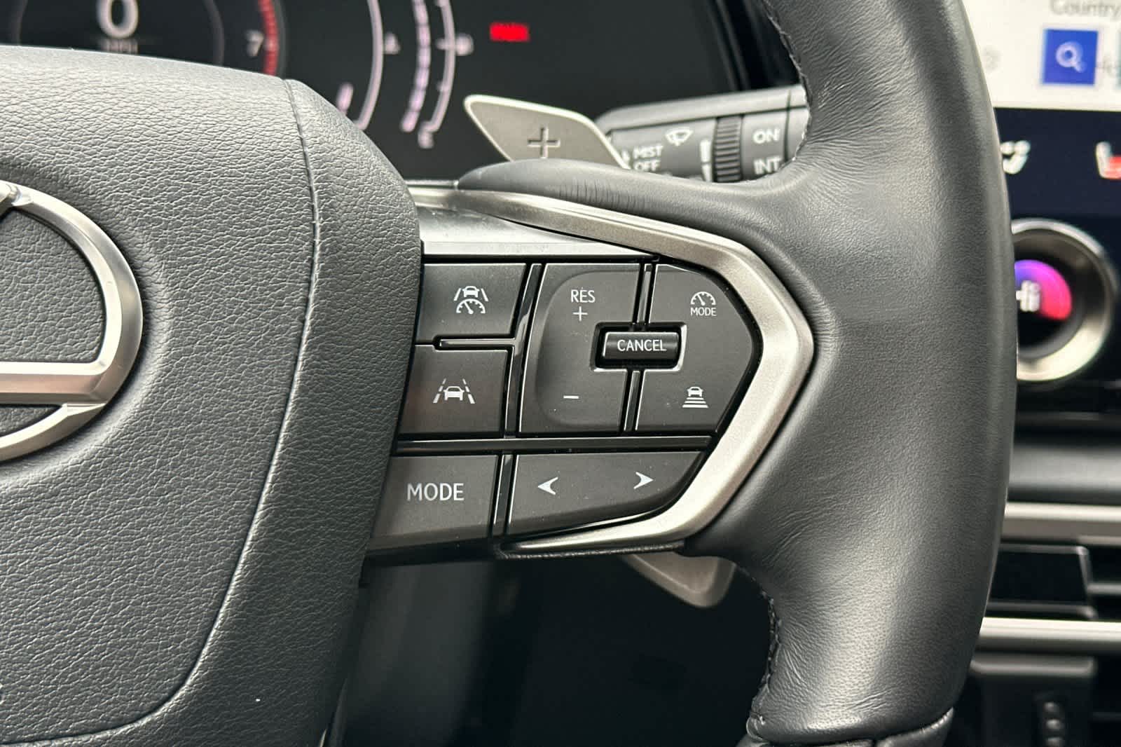 Thumbnail: 2023 Lexus RX - 27