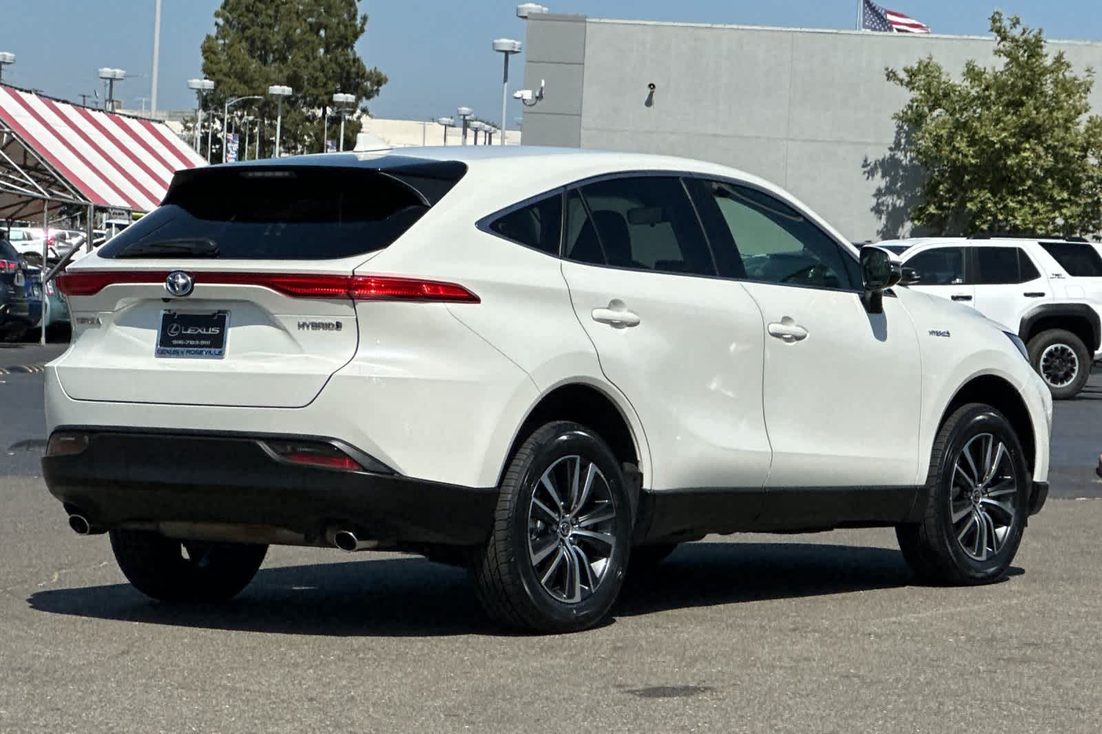 Thumbnail: 2021 Toyota Venza - 2