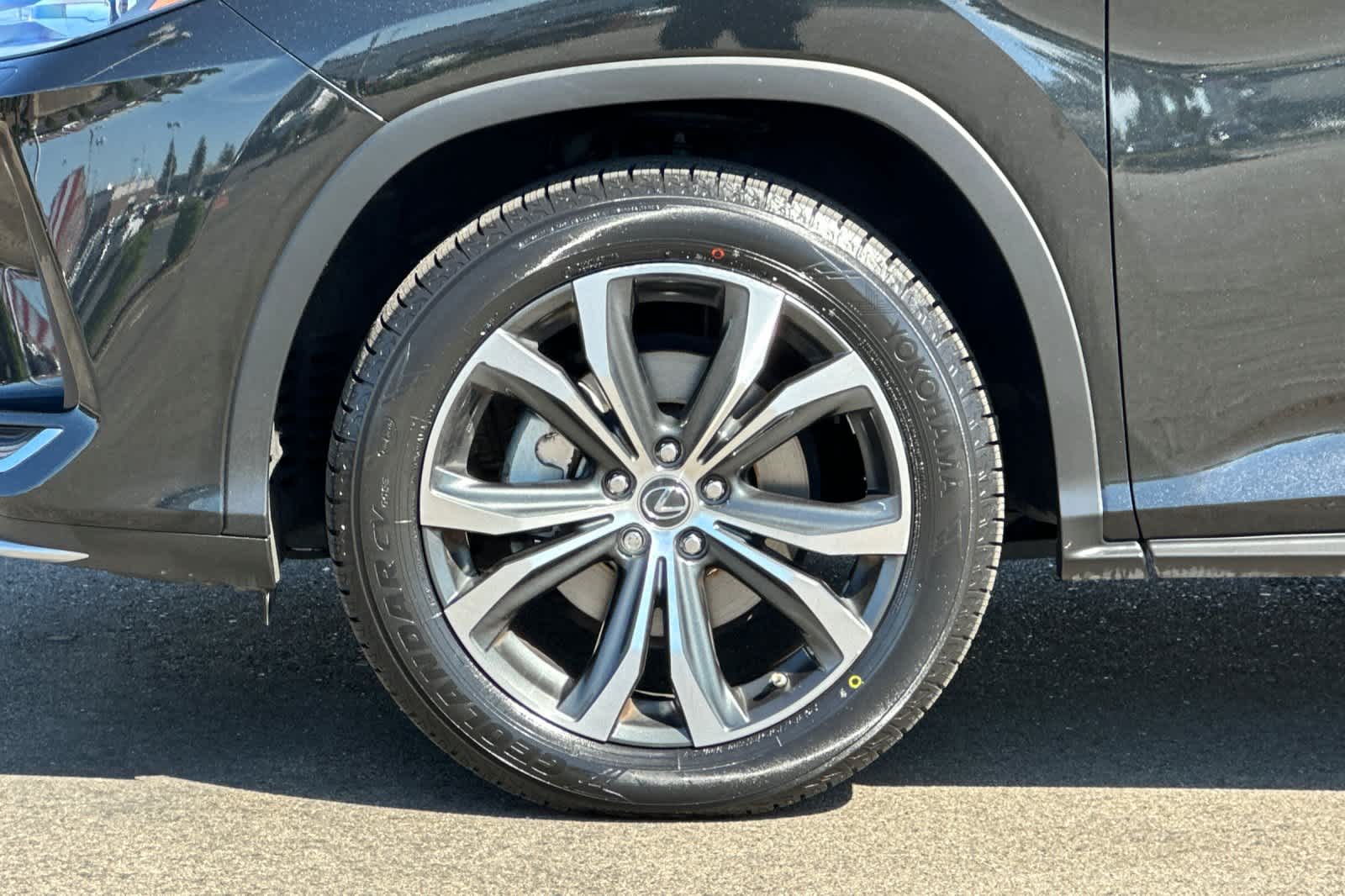 Thumbnail: 2022 Lexus RX - 32