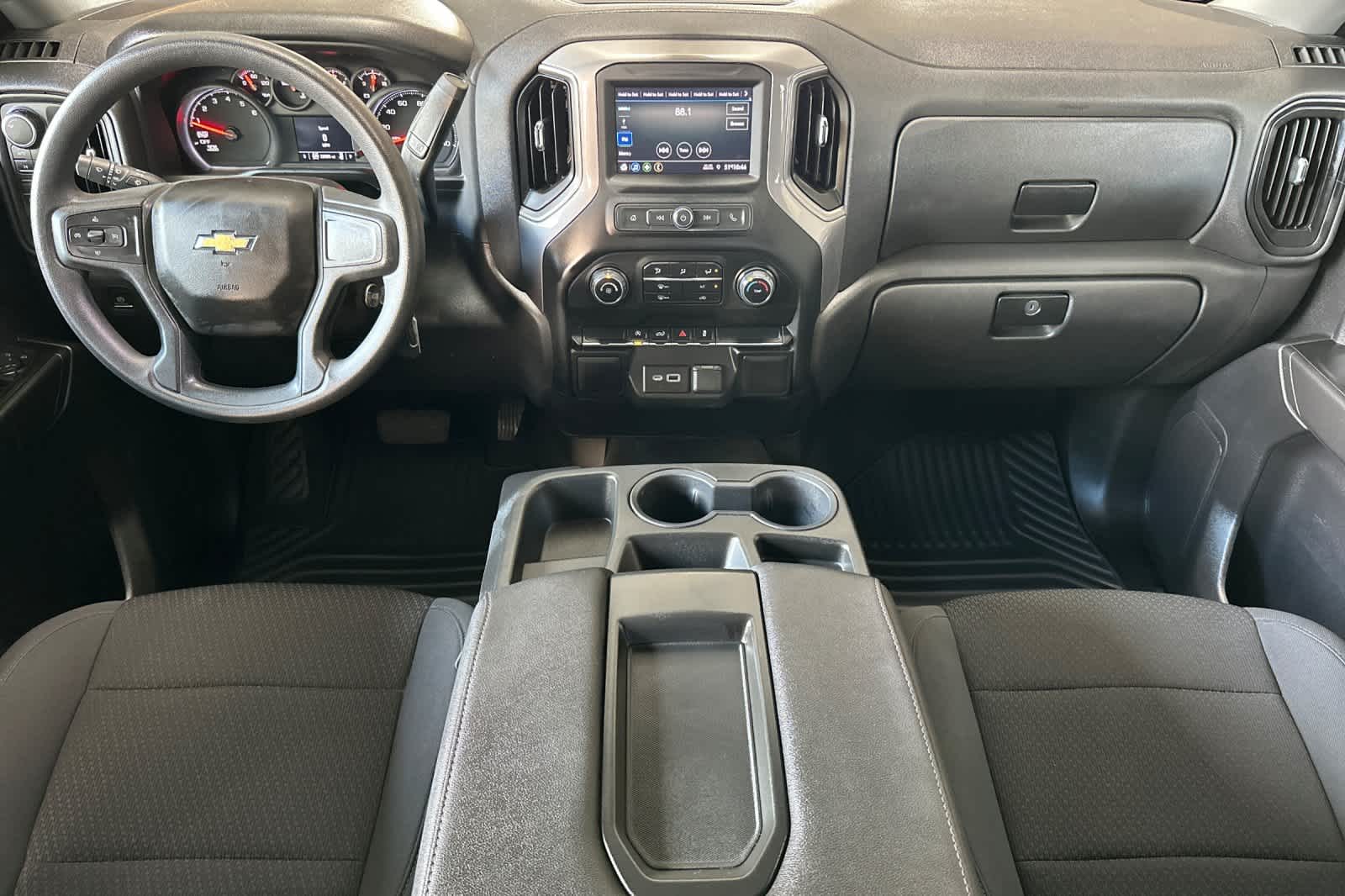 Thumbnail: 2022 Chevrolet Silverado 1500 - 3