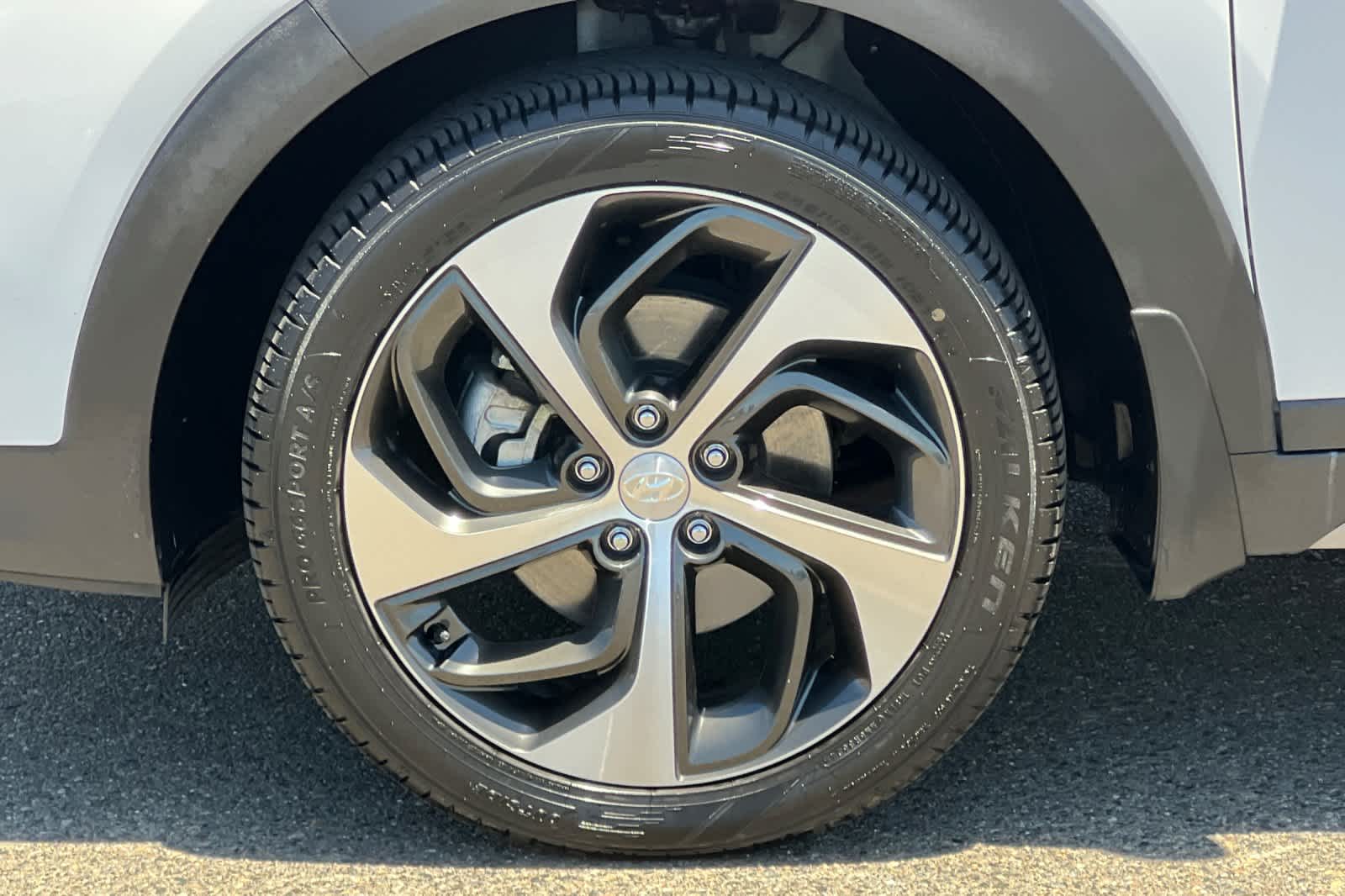 Thumbnail: 2018 Hyundai Tucson - 32