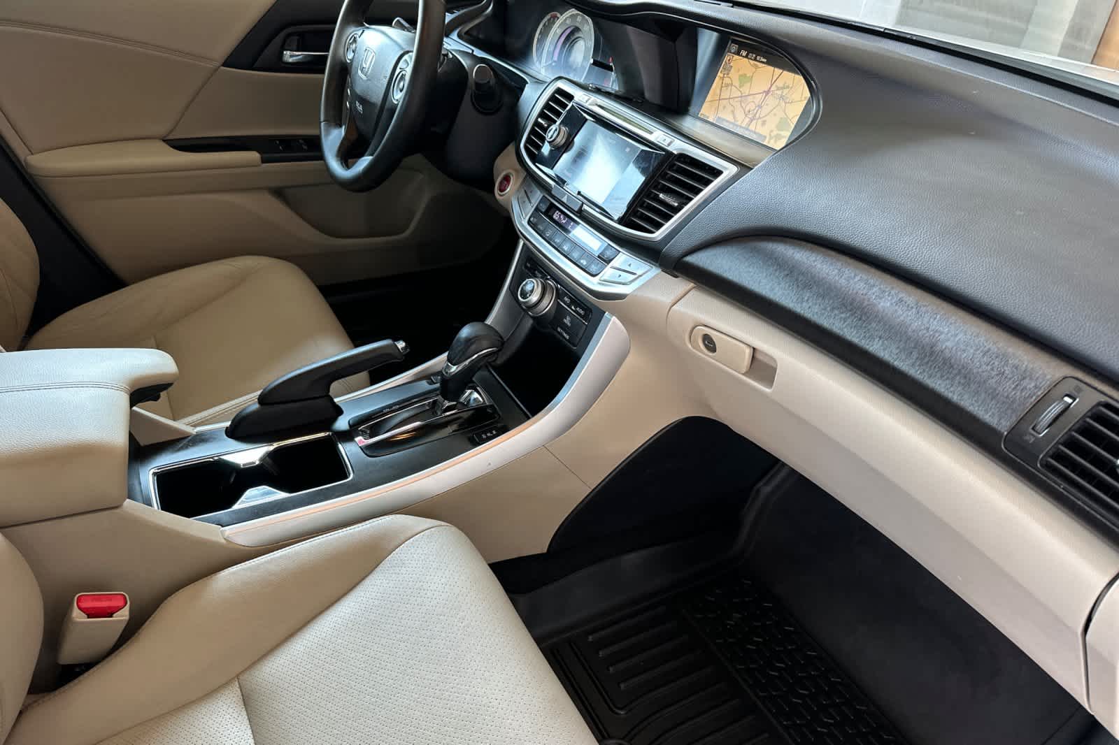 Thumbnail: 2014 Honda Accord - 16