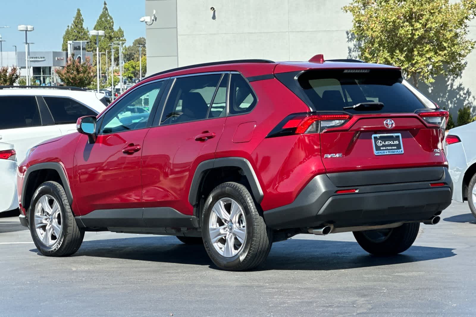 Thumbnail: 2022 Toyota RAV4 - 7