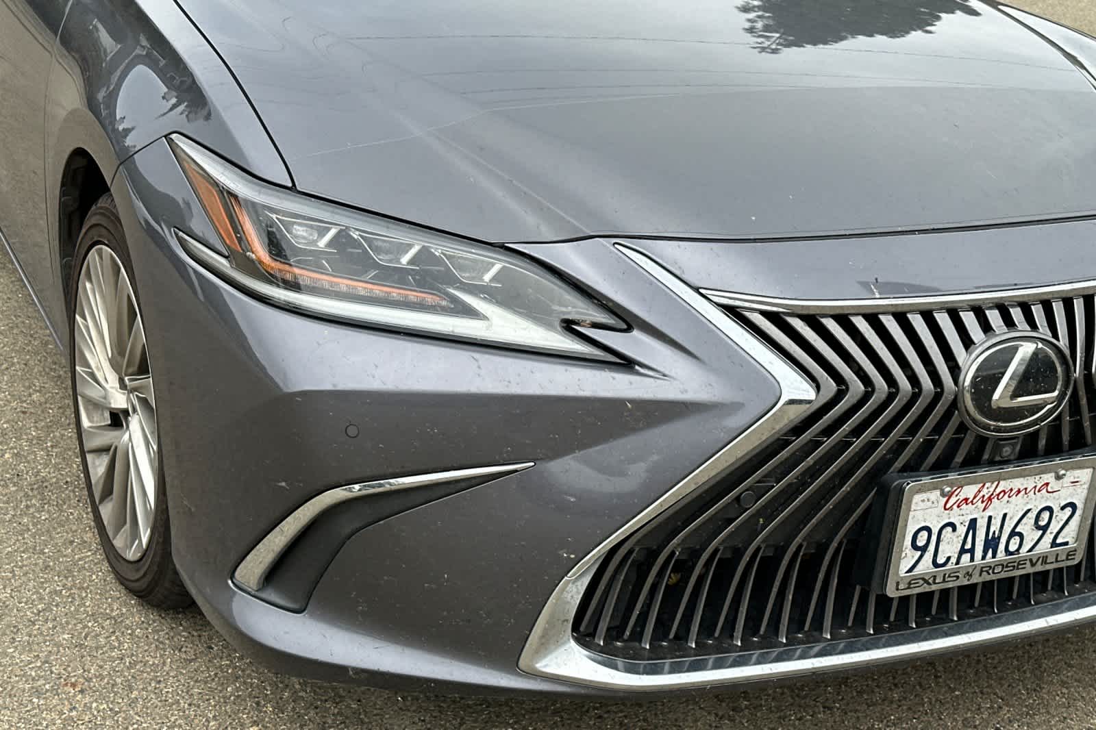 Thumbnail: 2019 Lexus ES - 8