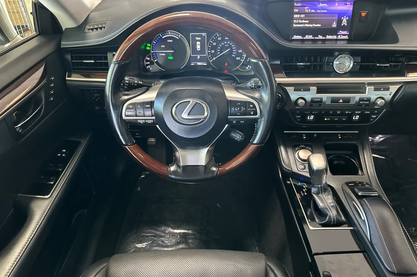 Thumbnail: 2018 Lexus ES - 15