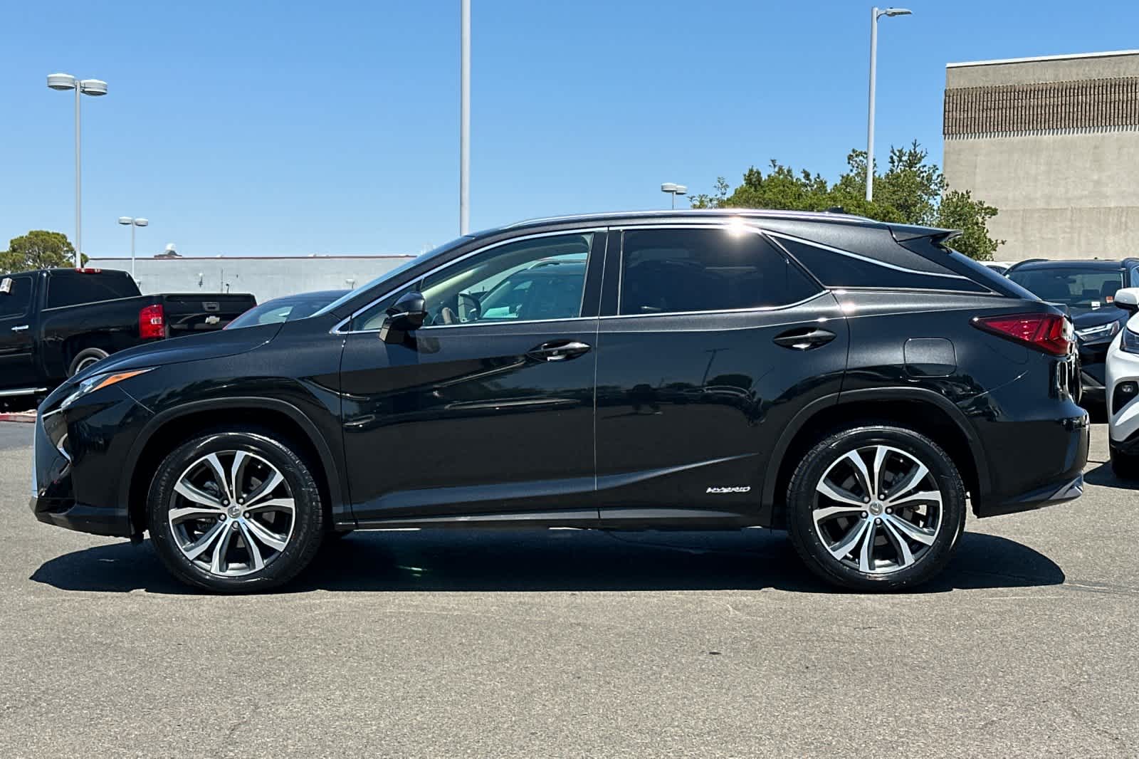 Thumbnail: 2017 Lexus RX - 9