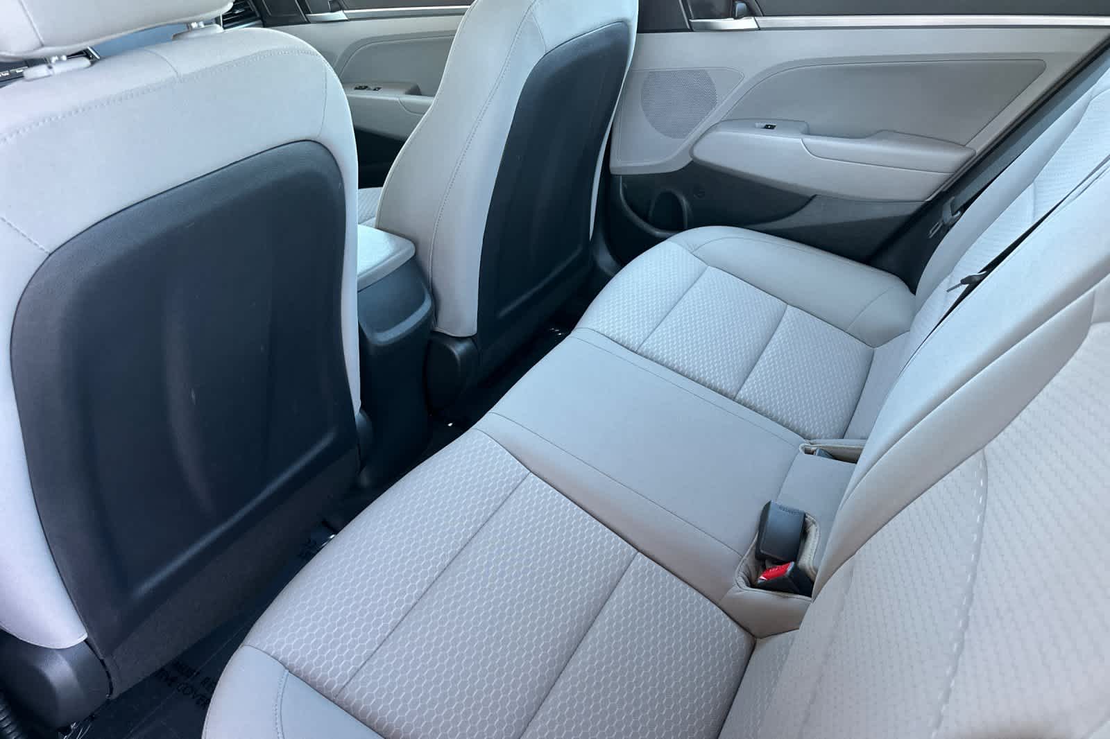 Thumbnail: 2020 Hyundai Elantra - 4