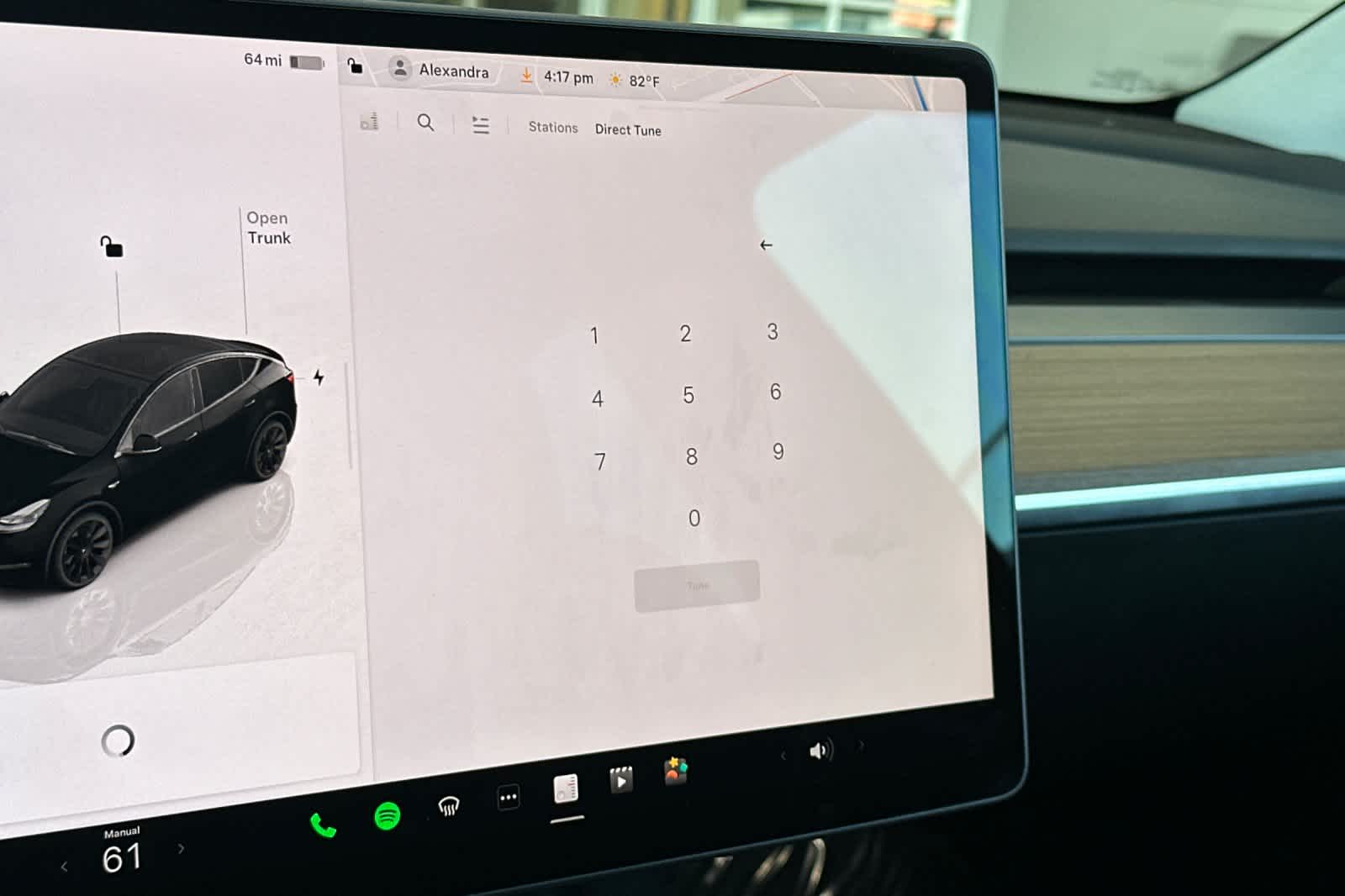 2023 Tesla Model Y  20