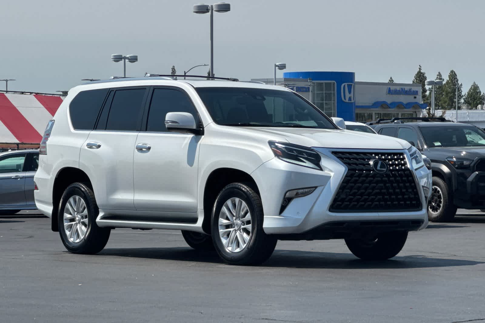 Thumbnail: 2023 Lexus GX - 5