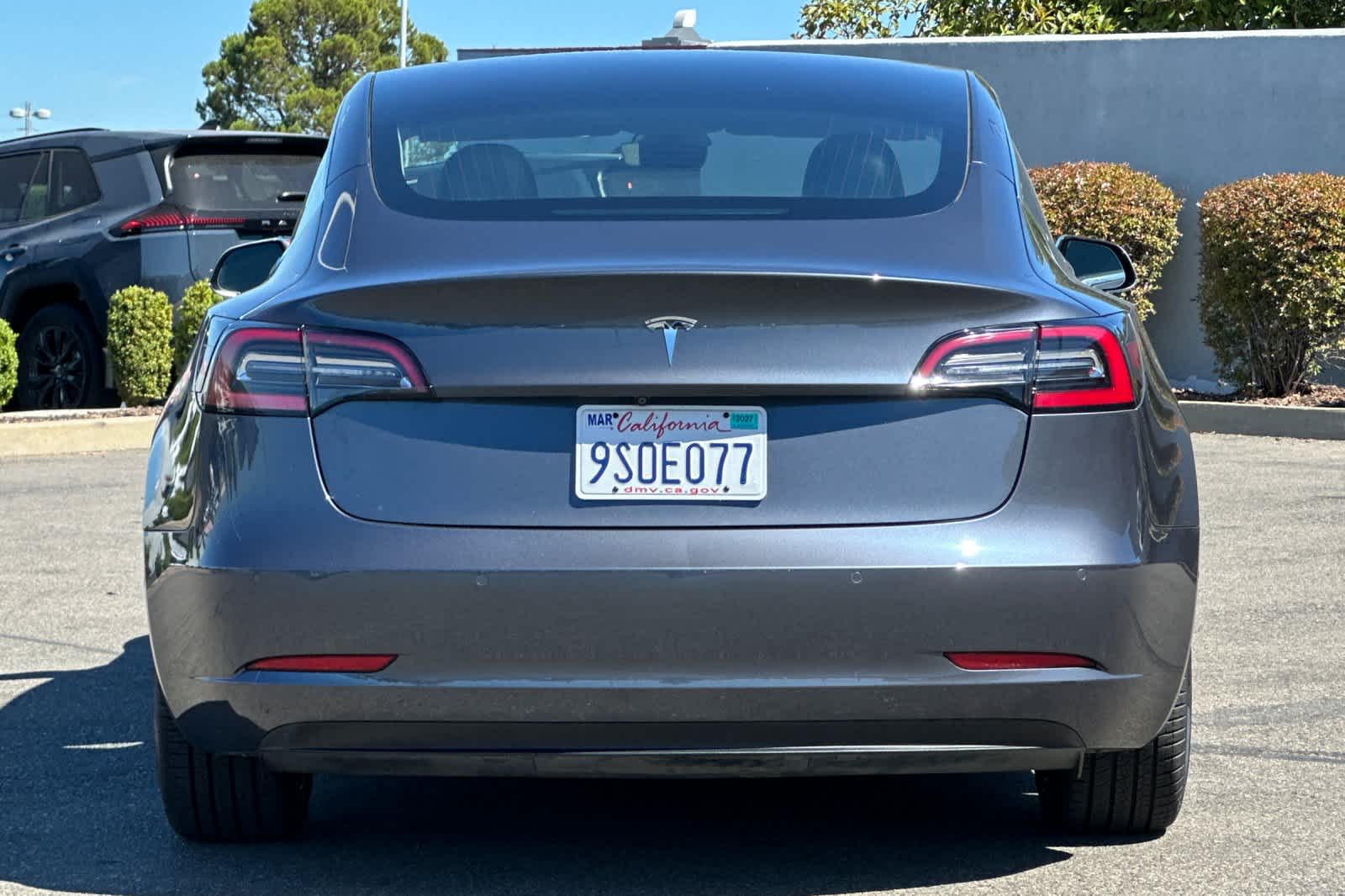 Thumbnail: 2019 Tesla Model 3 - 8