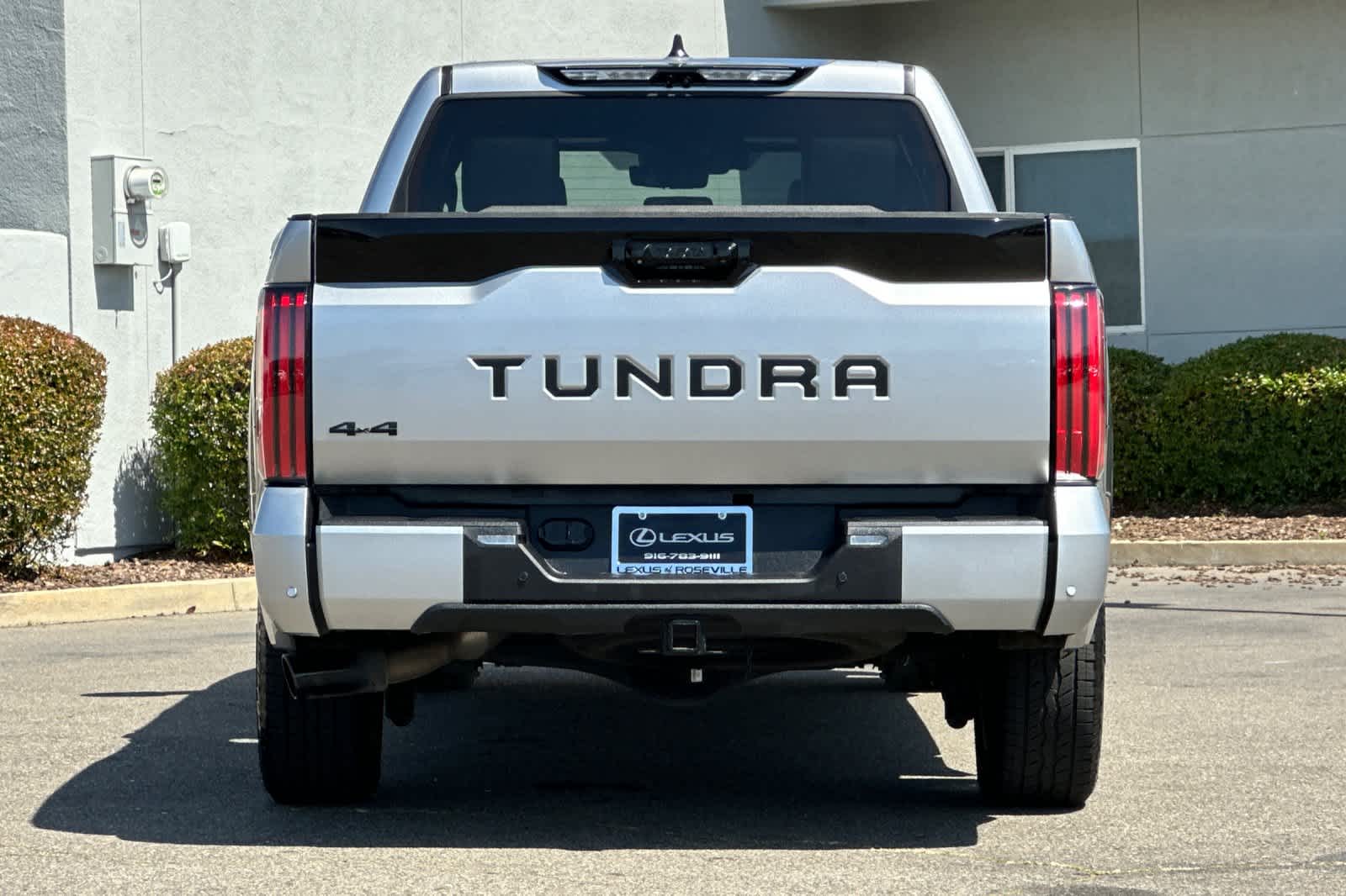 Thumbnail: 2023 Toyota Tundra - 8