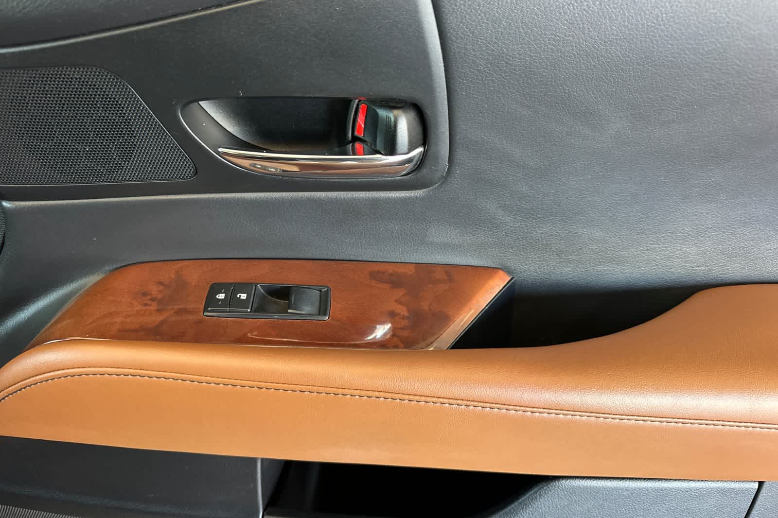 Thumbnail: 2015 Lexus RX - 19