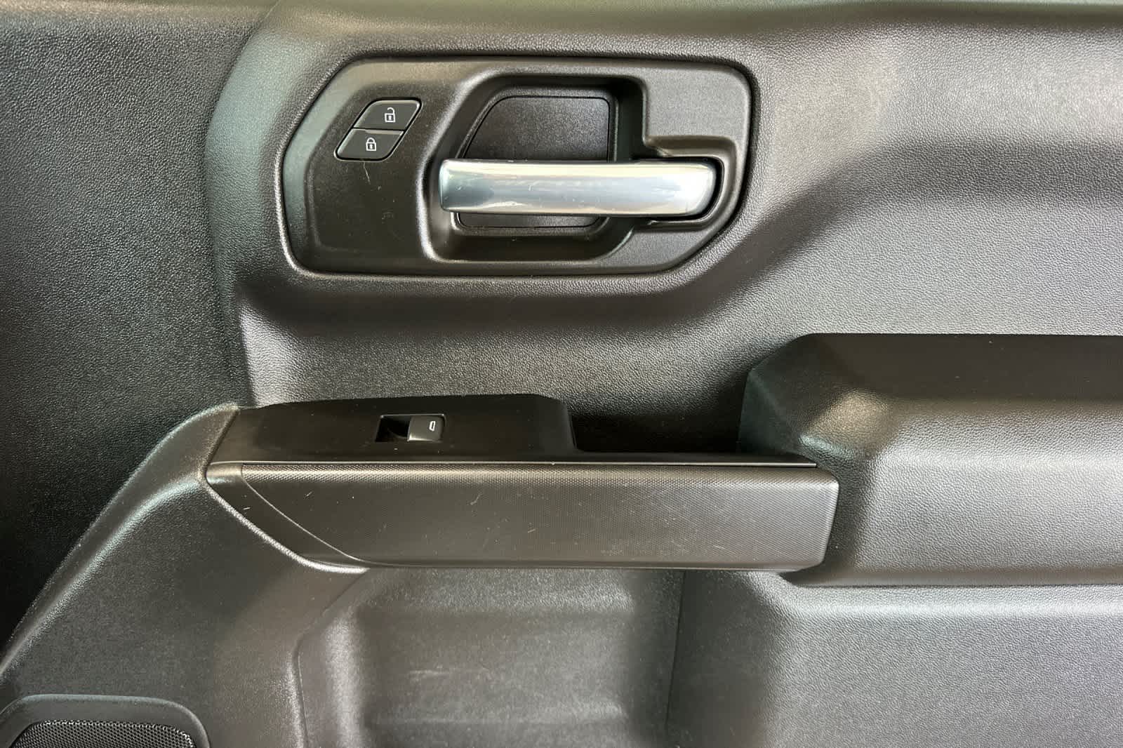 Thumbnail: 2022 Chevrolet Silverado 1500 - 18