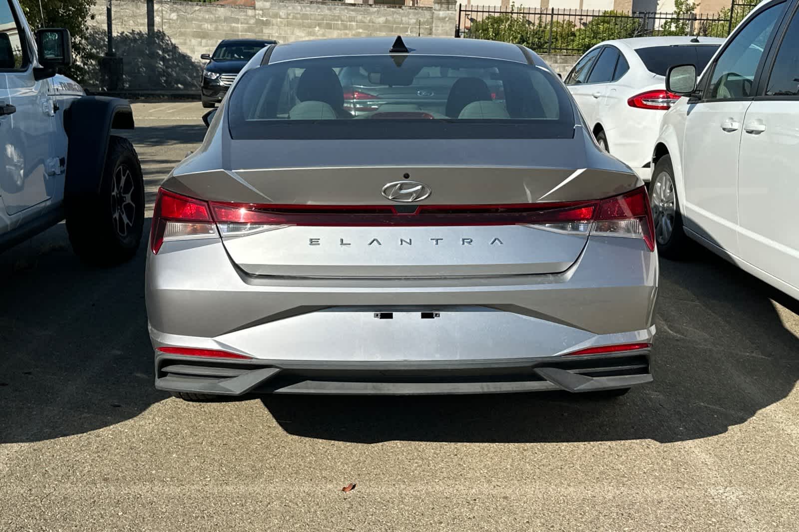 Thumbnail: 2021 Hyundai Elantra - 5