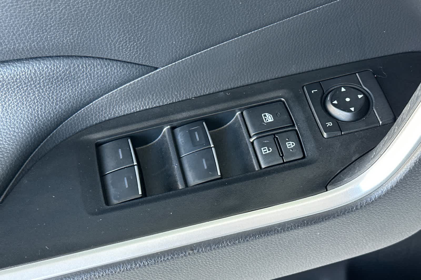 Thumbnail: 2024 Toyota RAV4 - 12