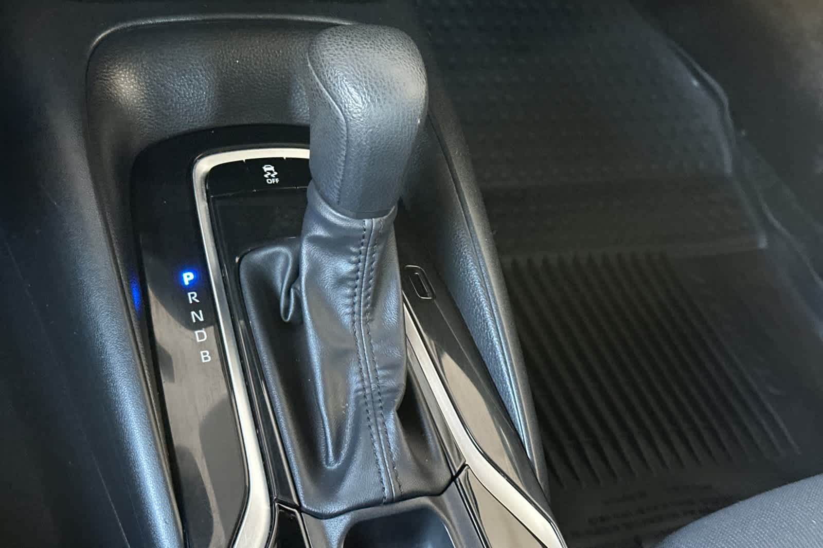 Thumbnail: 2022 Toyota Corolla - 21