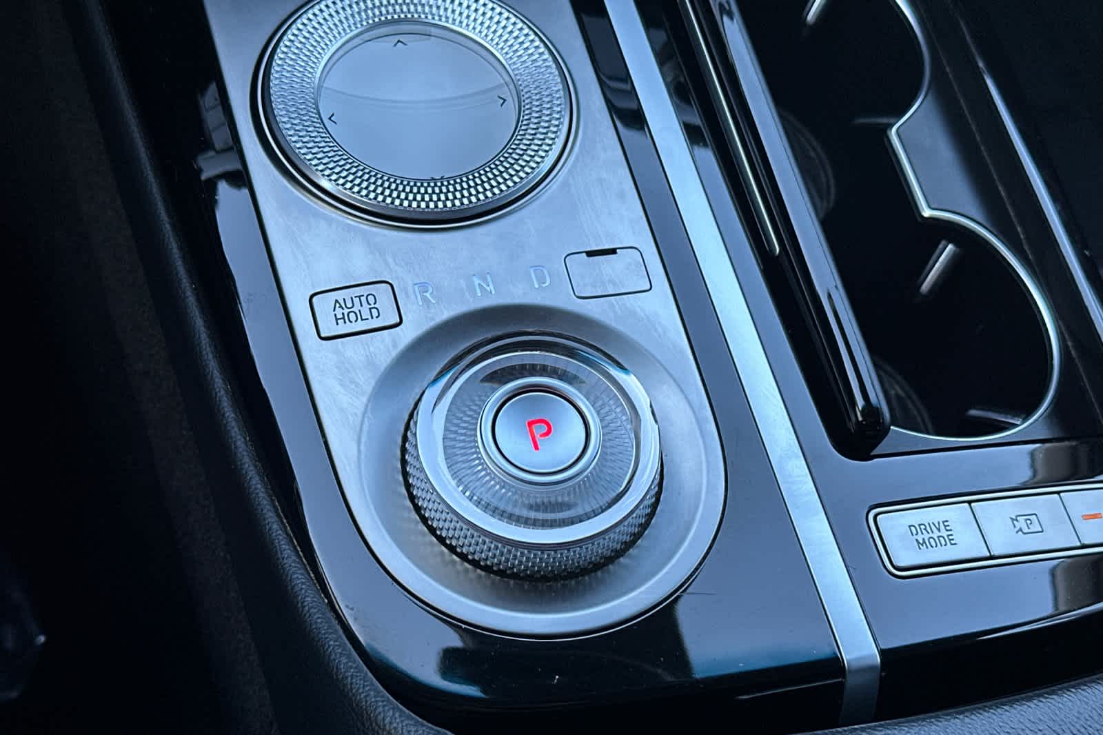Thumbnail: 2021 Genesis G80 - 23