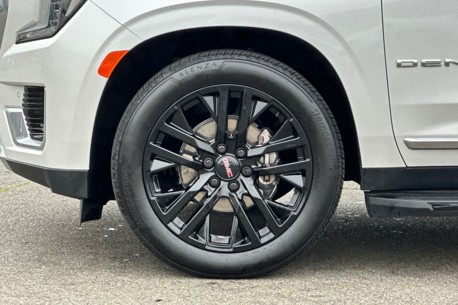 Thumbnail: 2021 GMC Yukon - 33