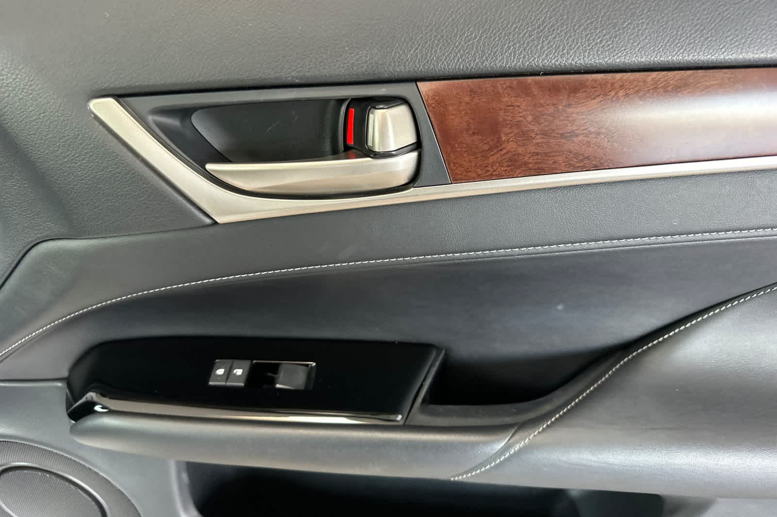 Thumbnail: 2015 Lexus GS - 18