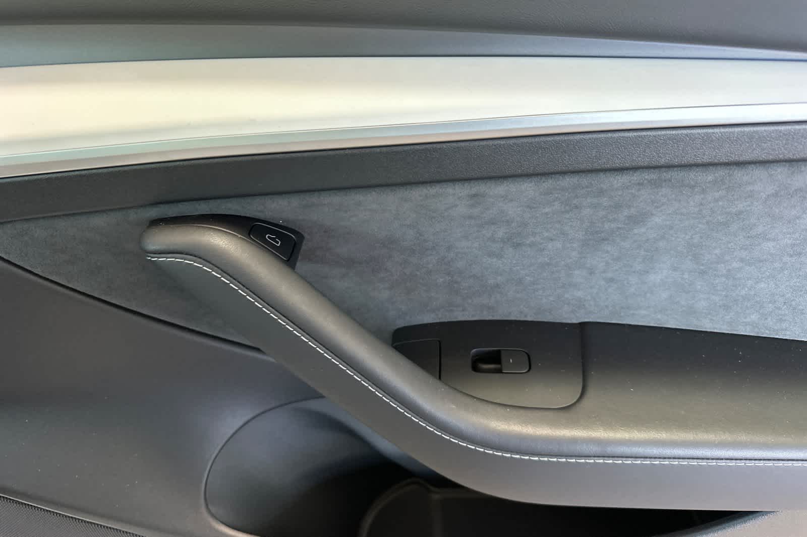 2023 Tesla Model 3  18