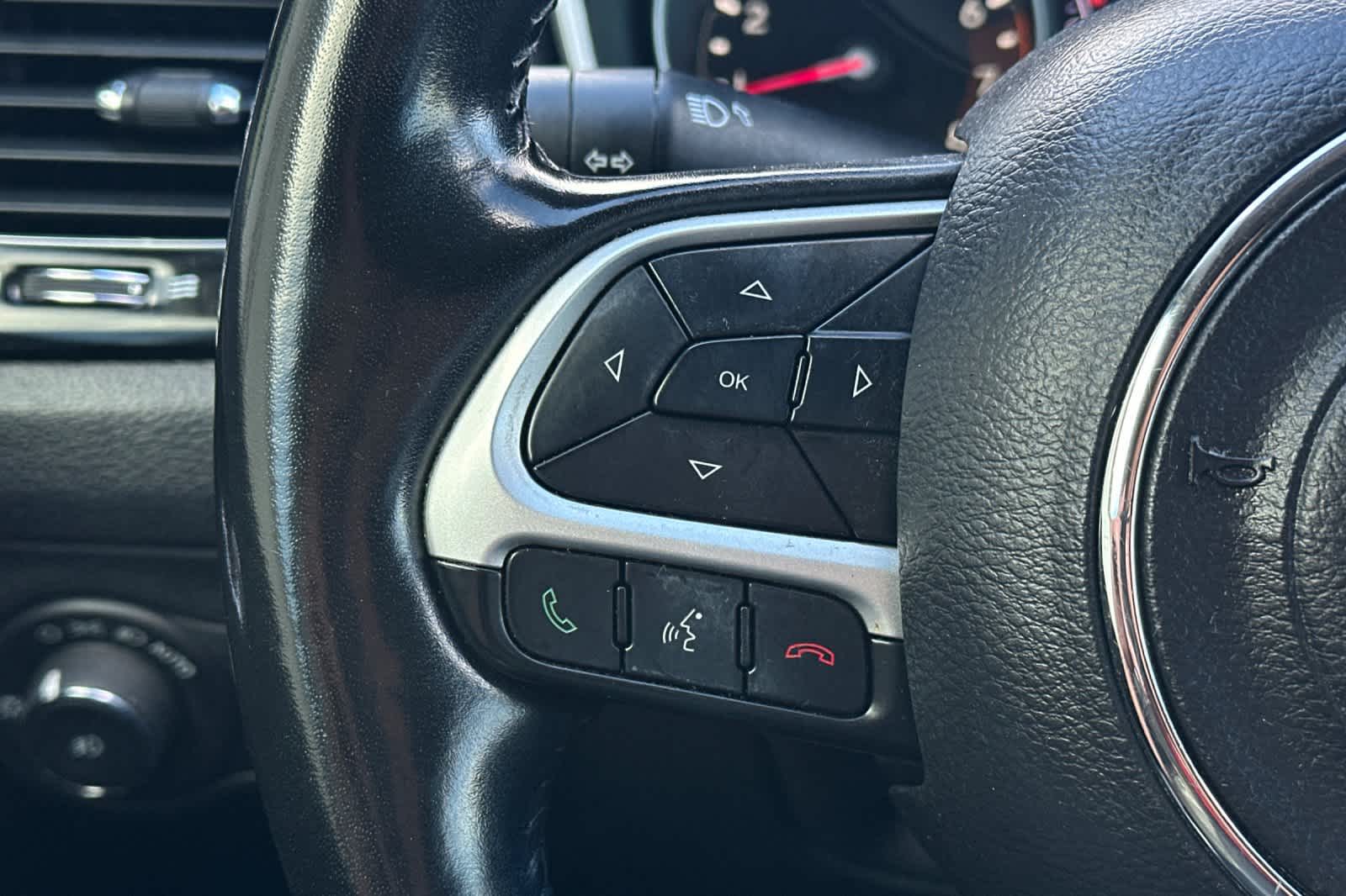 Thumbnail: 2021 Jeep Compass - 26