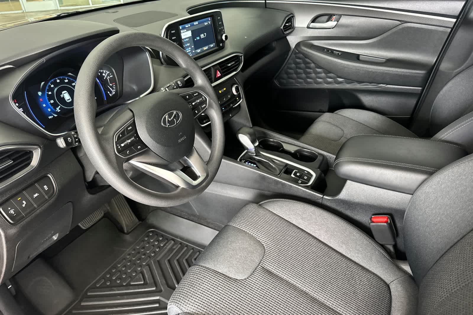 Thumbnail: 2020 Hyundai Santa Fe - 11