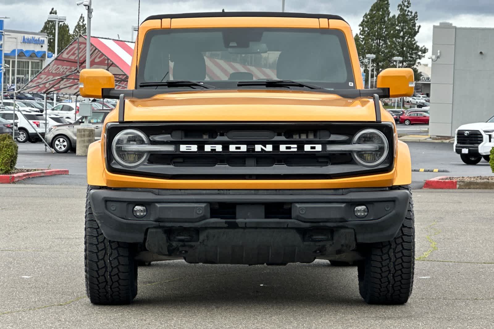 Thumbnail: 2022 Ford Bronco - 10
