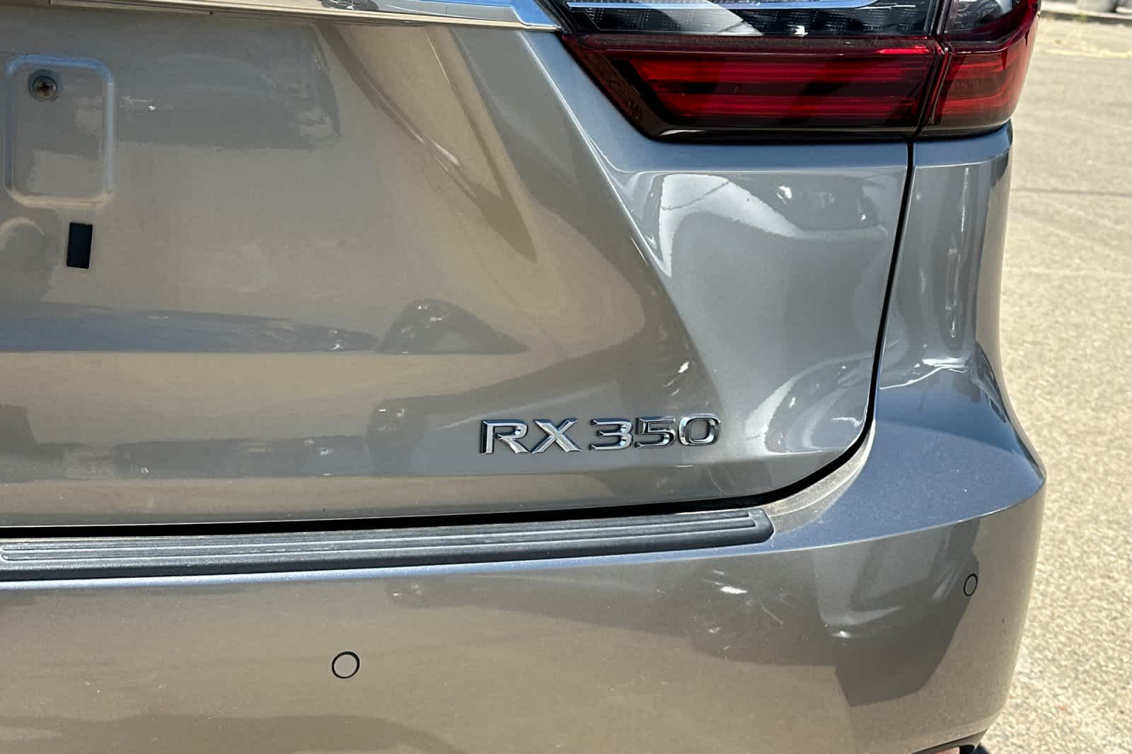Thumbnail: 2020 Lexus RX - 7