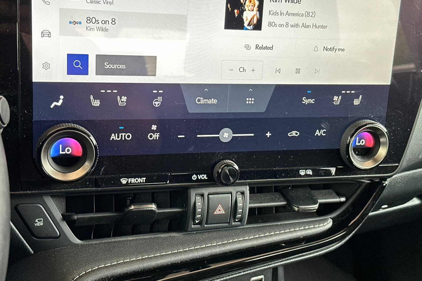 Thumbnail: 2024 Lexus ES - 22