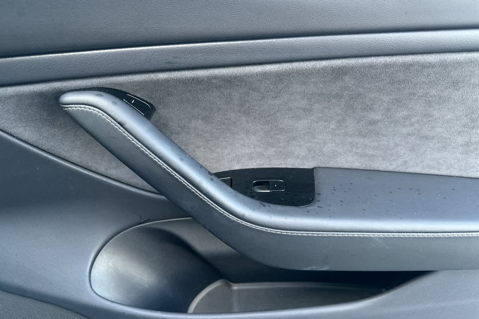 Thumbnail: 2019 Tesla Model 3 - 17