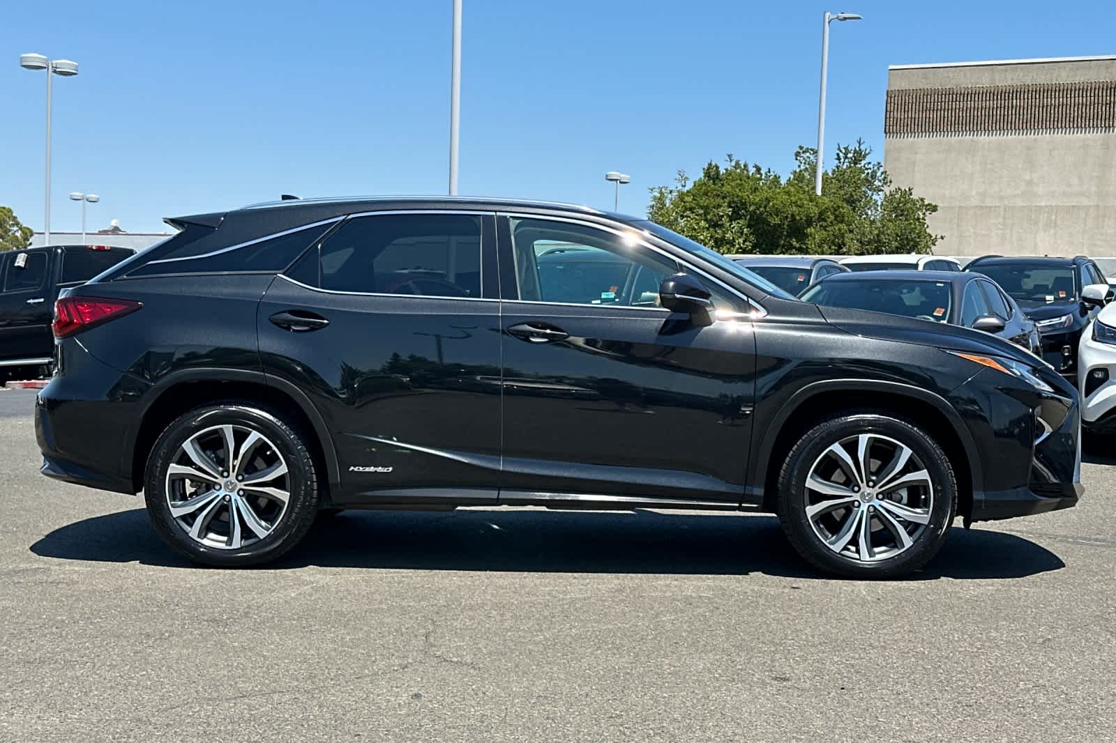Thumbnail: 2017 Lexus RX - 6