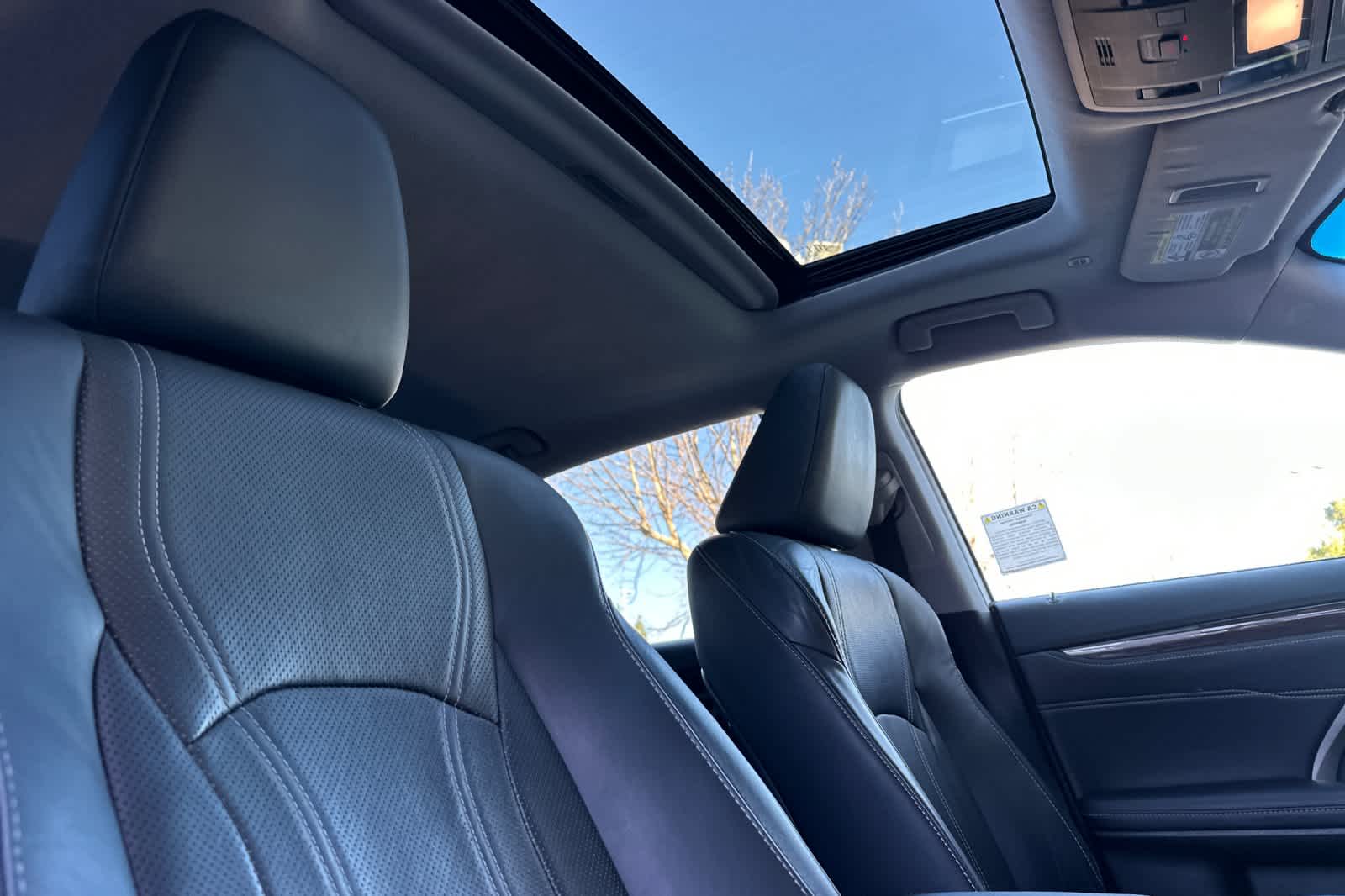 Thumbnail: 2017 Lexus RX - 18