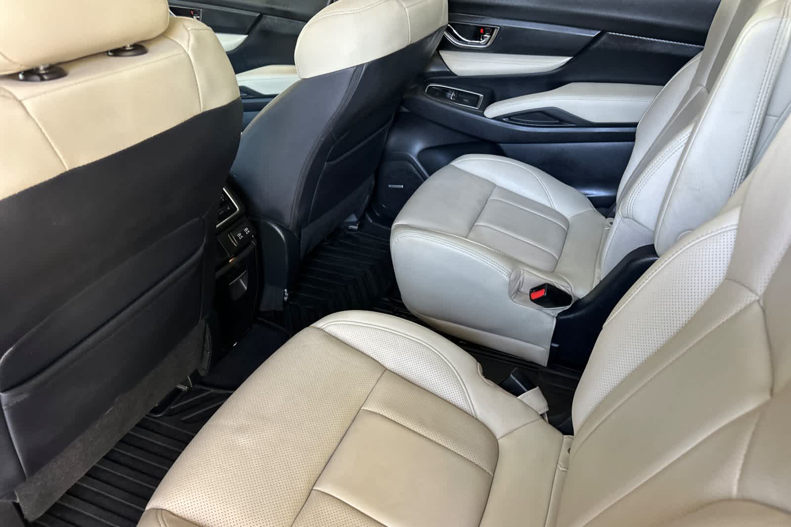 Thumbnail: 2022 Subaru Ascent - 4