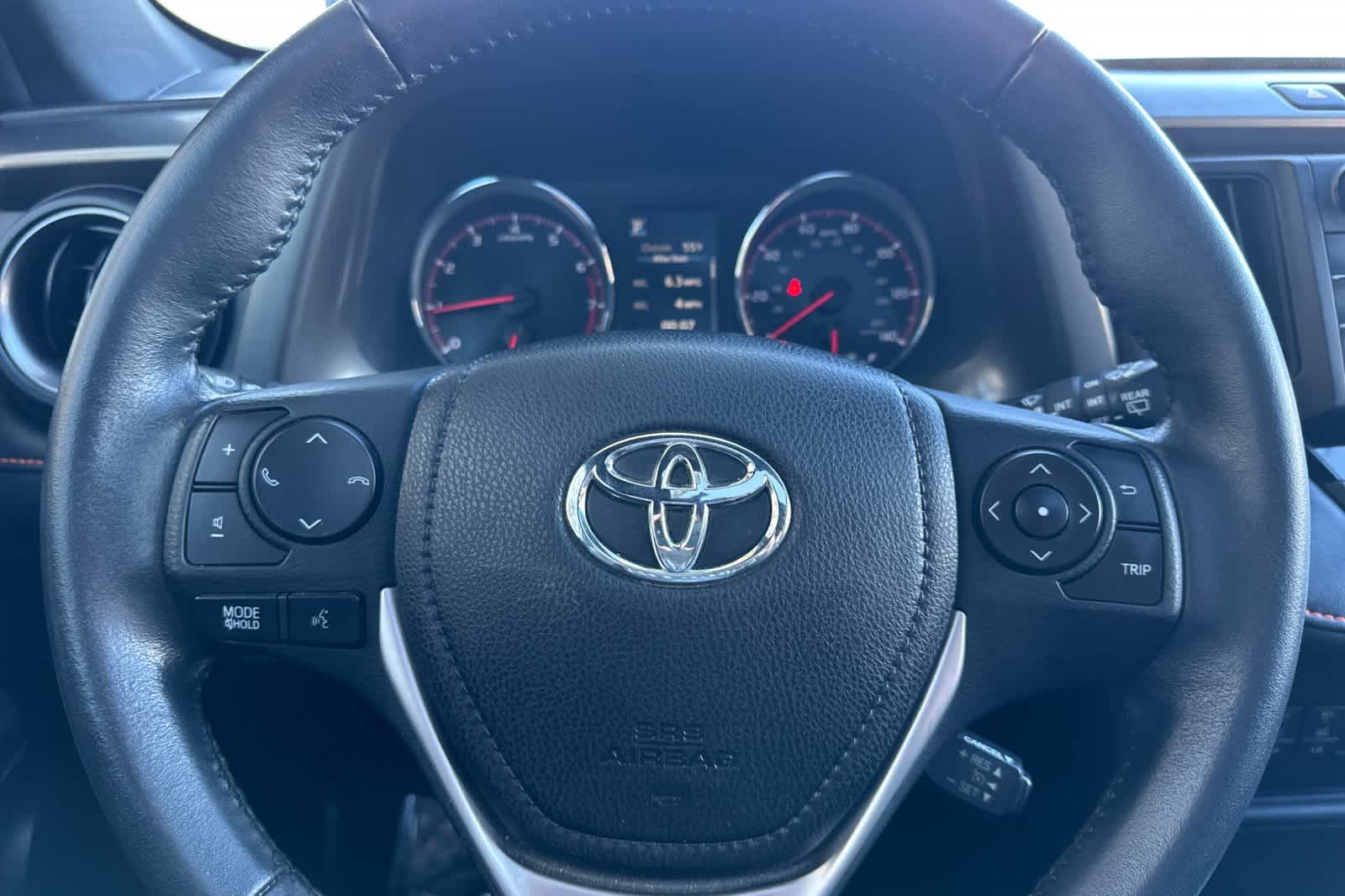 Thumbnail: 2016 Toyota RAV4 - 24